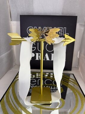 Vintage front clasp gold filigree butterfly belt.